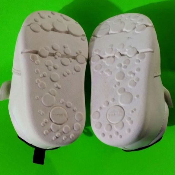 Carter toddler shoes. - Picture 4 of 5